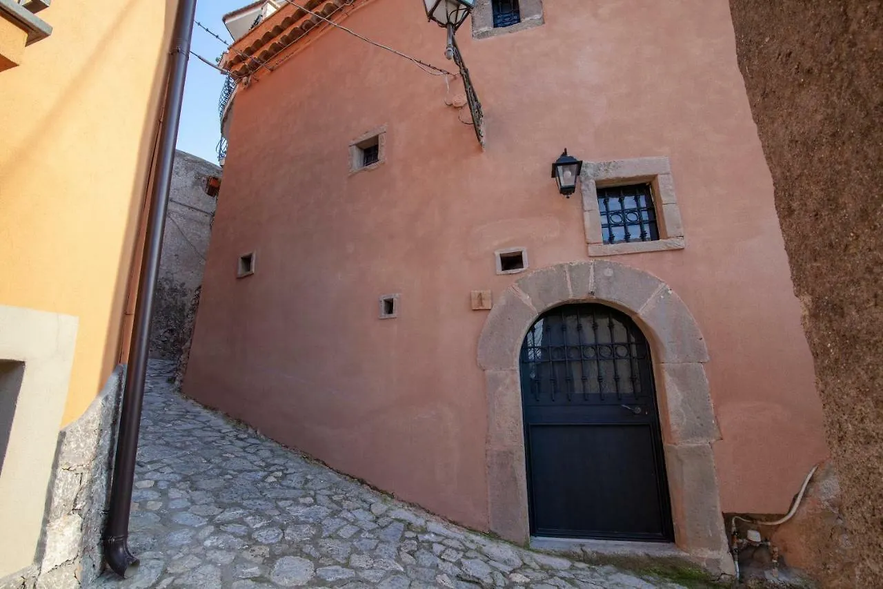Ferienhaus Casa Vacanza La Rocca Forza dʼAgro