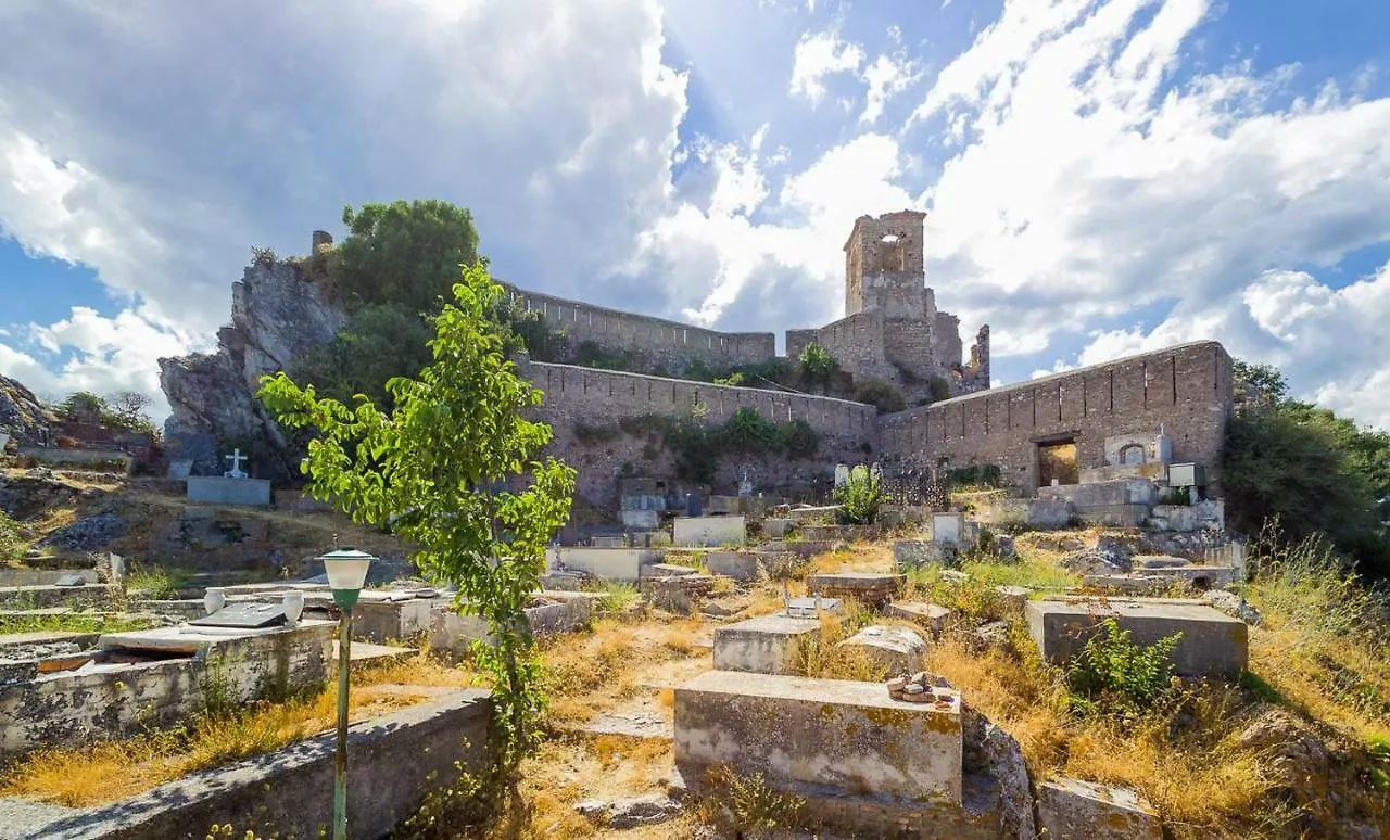 Casa Vacanza La Rocca Forza dʼAgro 0*,  Italien
